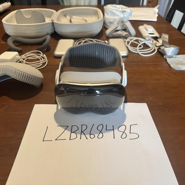 Apple Vision Pro - 1 TB