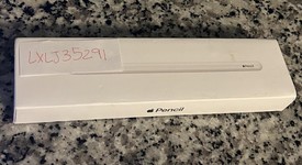 Mint
													Apple Pencil 2nd Gen, photo 1 of 3