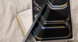 Mint
													Apple iPad Pro 13" (M4) 2024 - Wi-Fi, Black, 256 GB, 8 GB, A2925, Standard Glass, photo 2 of 7