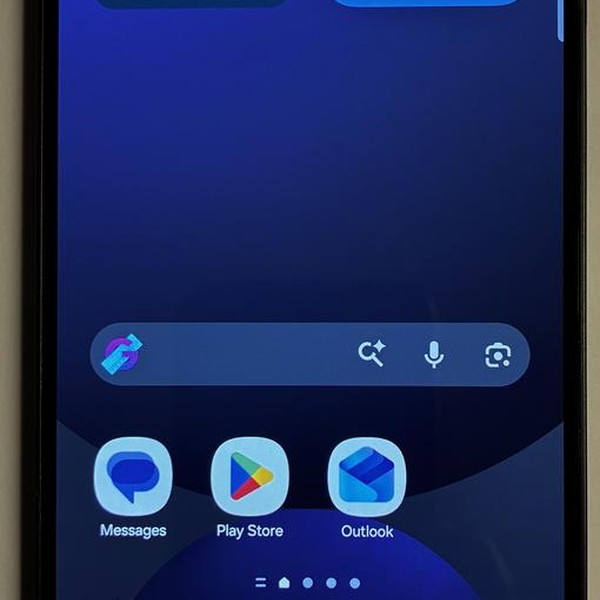 Samsung Galaxy S24 FE - Cricket, 128 GB, Graphite, SM-S721U