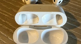 Used
													Apple AirPods Pro 2 - USB-C, photo 5 of 5