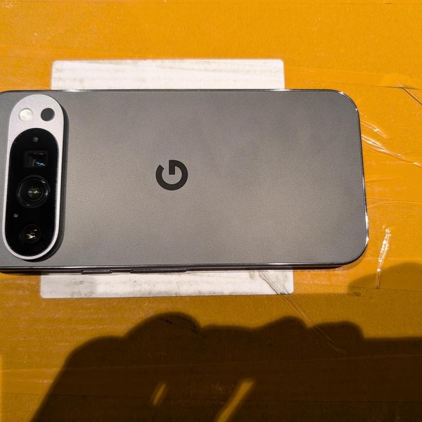 Google Pixel 9 Pro - Unlocked, Obsidian, 1 TB, 16 GB, GR83Y