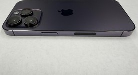 Good
													Apple iPhone 14 Pro - Unlocked, Purple, 128 GB, A2650, photo 3 of 6