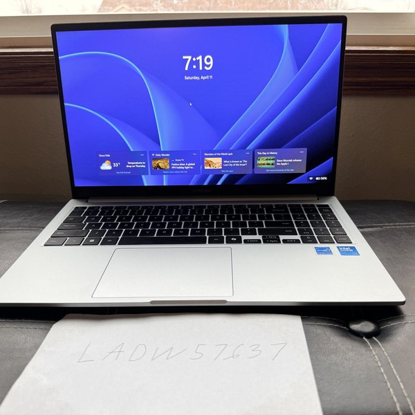 Samsung Galaxy Book4 - 512 GB, Silver, 16 GB, Intel Core 7
