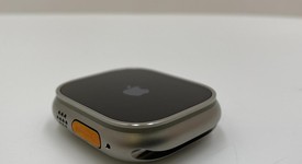 Good
													Apple Watch Ultra 49mm - Unlocked, Titanium, A2622, photo 2 of 5