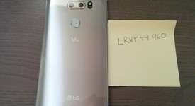 Good
													LG V30 - Unlocked, Silver, 64 GB, US998, photo 3 of 7