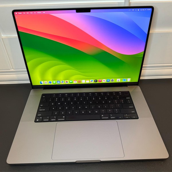 MacBook Pro 2023 - 16 inch - 512 GB, Gray, 32 GB, Apple M2 Max