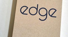 Mint
													Motorola Edge (2024) - Unlocked, Midnight Blue, 256 GB, 8 GB, photo 1 of 8