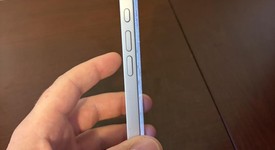 Mint
													Apple iPhone 16e - Unlocked, White, 128 GB, A3212, photo 5 of 9