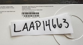 New
													Apple Watch SE 3rd Gen 40mm - Starlight, A3324 - GPS, photo 2 of 4