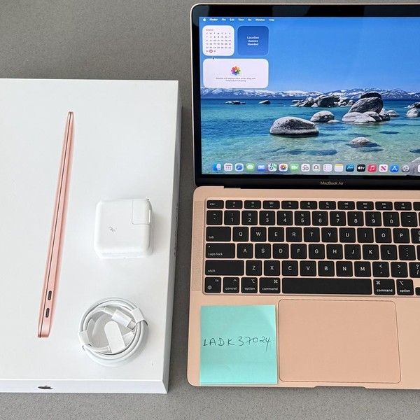 MacBook Air 2020 - 13 inch - 256 GB, Gold, 8 GB, Apple M1