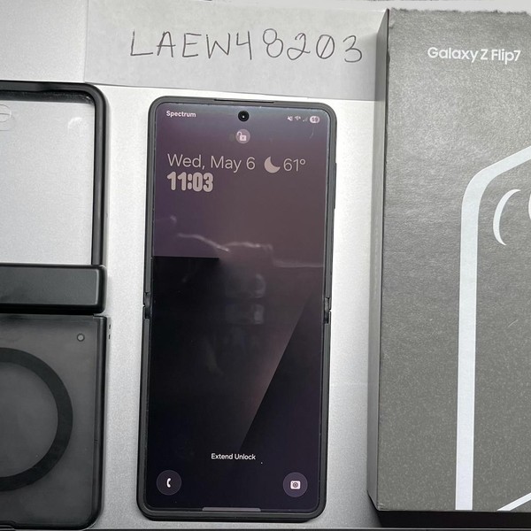 Samsung Galaxy Z Flip7 - Unlocked, 256 GB, Jet Black, 12 GB, SM-F766U1