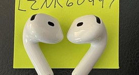 Used
													Apple AirPods 4th Gen - Active Noise Cancellation, photo 5 of 5