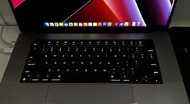 Mint
													MacBook Pro 2021 - 16" - Apple M1 Pro 10-core, Gray, 512 GB, 16 GB, photo 1 of 7