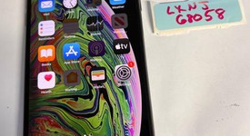 Good
													Apple iPhone Xs Max - Unlocked, Gray, 64 GB, A1921, photo 1 of 6