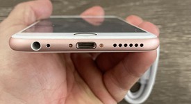 Good
													Apple iPhone 6S - Unlocked, Rose Gold, 32 GB, A1688, photo 2 of 6