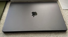 Mint
													MacBook Pro 2024 - 16" - Apple M4 Max 14-core, Space Black, 1 TB, 36 GB, photo 1 of 7