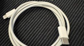 Used
													Apple AirPods Pro 2 - Lightning, photo 5 of 12