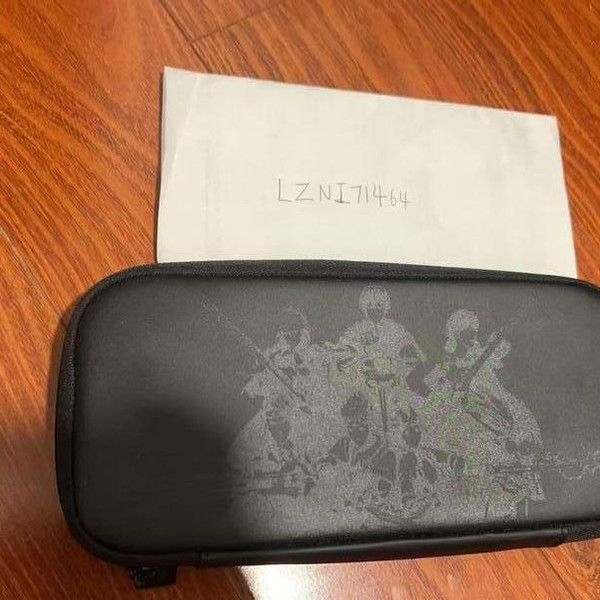 Nintendo Switch - Red & Blue, 32 GB