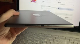 Good
													Apple iPad 7th Gen - Wi-Fi, Gray, 128 GB, A2197, photo 3 of 5