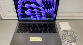 Good
													MacBook Air 2019 - 13" - I5, Gray, 512 GB, 16 GB, photo 3 of 10
