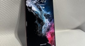 Good
													Samsung Galaxy S22 Ultra - Verizon, Burgundy, 512 GB, 12 GB, SM-S908U, photo 3 of 7