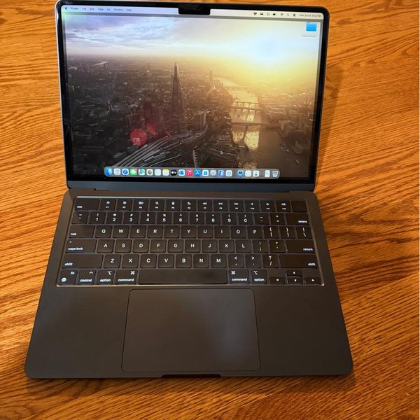 MacBook Air 2024 (M3) - 13 inch - 256 GB, Midnight, 16 GB, Apple M3, 8-core GPU