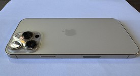 Fair
													Apple iPhone 13 Pro Max - Unlocked, Gold, 128 GB, A2484, photo 4 of 10