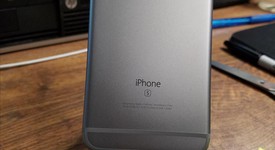 Good
													Apple iPhone 6S - Unlocked, Grey, 64 GB, A1688, photo 3 of 8