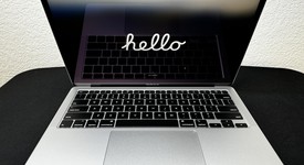 Mint
													MacBook Air 2020 - 13" - I3, Silver, 256 GB, 8 GB, photo 1 of 7