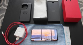 Mint
													OnePlus 11 - Unlocked, Black, 256 GB, 16 GB, CPH2451, photo 3 of 7