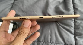 Mint
													Apple iPad Air 3rd Gen - Wi-Fi, Gold, 64 GB, photo 4 of 9