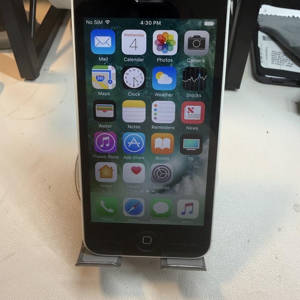 Apple iPhone 5C - Unlocked, 16 GB, White, A1532, GSM