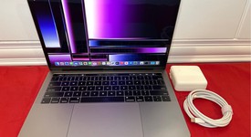 Good
													MacBook Pro 2019 - 13" - I5, Gray, 256 GB, 16 GB, photo 1 of 9