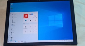 Good
													Microsoft Surface Pro 4 - 12.3 Inch - Wi-Fi, Silver, 256 GB, 8 GB, photo 2 of 7