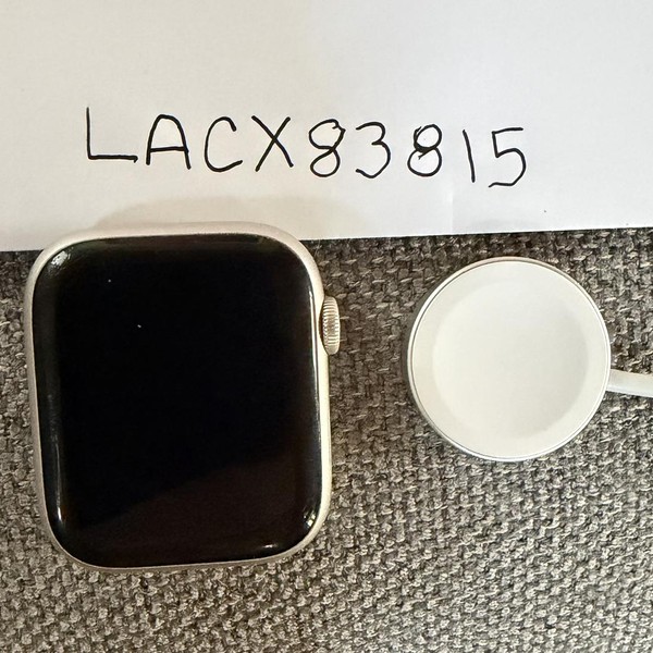 Apple Watch Series 9 45mm - Silver, A2980 - GPS, Aluminum