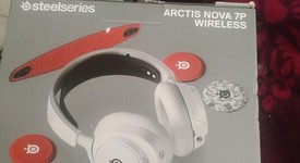 Used
													SteelSeries Arctis 7 Wireless Headphones - White, photo 3 of 5