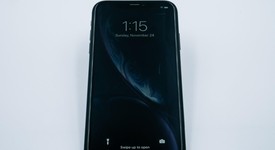 Fair
													Apple iPhone Xr - Straight Talk, Black, 128 GB, A1984, photo 4 of 13