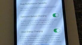 Fair
													Apple iPhone X - AT&T, Gray, 64 GB, A1901, GSM, photo 3 of 4