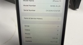 Good
													Apple iPhone 11 - AT&T, White, 128 GB, A2111, photo 4 of 9