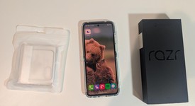 Mint
													Motorola Razr (2025) - Unlocked, Green, 256 GB, 8 GB, photo 1 of 9