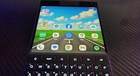 Good
													Unihertz Titan 2 - Unlocked, Black, 512 GB, 12 GB, photo 2 of 8