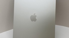 Good
													Apple iPad Pro 11" 4th Gen 2022 - Unlocked, Silver, 128 GB, photo 3 of 5