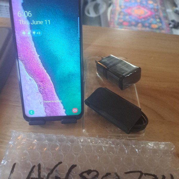 Samsung Galaxy S10e - Verizon, 128 GB, Black, 6 GB, SM-G970U