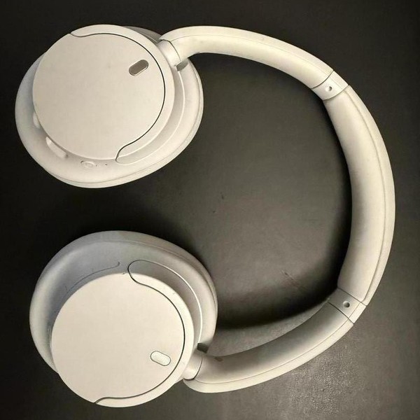Sony WH-CH720N - White