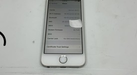 Good
													Apple iPhone SE 1st Gen 2016 - Unlocked, Silver, 32 GB, A1723, photo 3 of 10