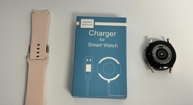 Fair
													Samsung Galaxy Watch5 - Unlocked, Gold, 40mm, photo 2 of 4