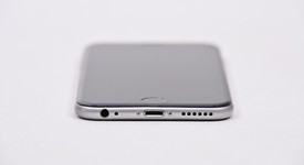 Good
													Apple iPhone 6 - AT&T, Gray, 16 GB, A1549, photo 3 of 6