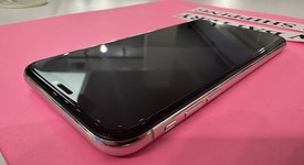 Good
													Apple iPhone Xs - Unlocked, Silver, 64 GB, A1920, photo 4 of 14