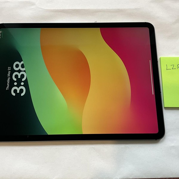 Apple iPad Pro 11 inch 3rd Gen 2021 - Unlocked, 2 TB, Gray